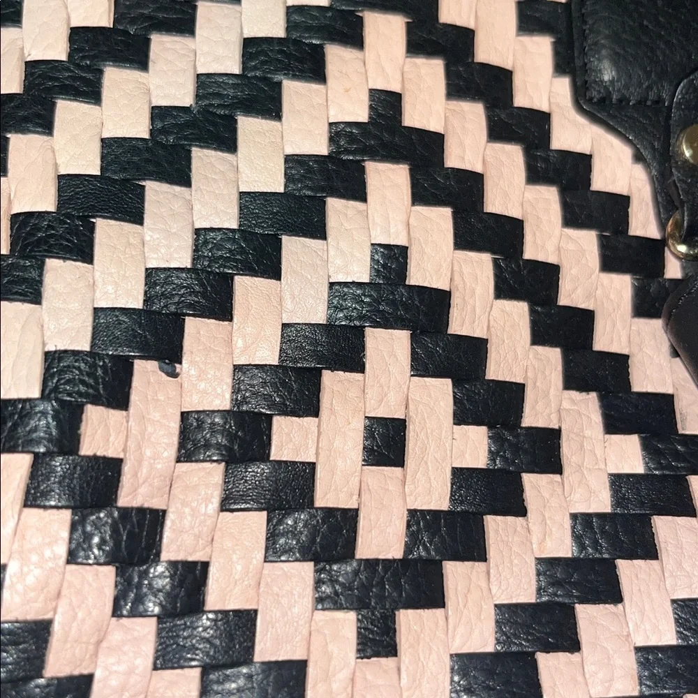 Cole Haan Brand Crossbody Purse - Picture 6 of 6